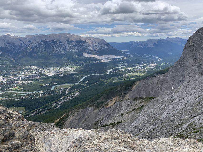 PRIVATE: Bear Country Hiking Tour - 4H Adventure - On the trail: how the route delivers Rocky Mountain views in 4 hours