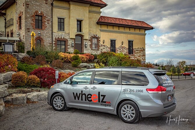 Private Customizable Scenic Niagara Boutique-Winery Day Tour - Lunch and snacks: the part people forget to plan