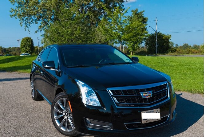 Private Departure Transfer-Toronto to Pearson Airport(YYZ) or YTZ - Getting to Pearson International Airport, terminals included