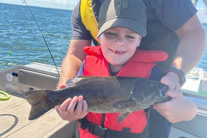 Private Fishing Adventure on the St. Lawrence River - The guide factor: hands-on help that keeps the day fun