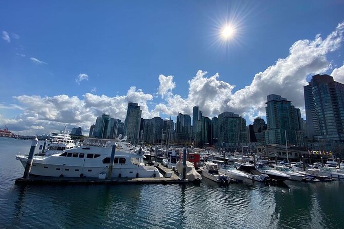 Private Guided Grand City Tour in Vancouver with your luggage - North Vancouver and West Vancouver: more daily-life, fewer postcards