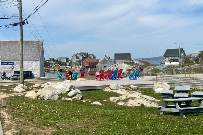 Private Guided Tour: Peggy’s Cove, Mahone Bay, Lunenburg & Ovens - Timing and car time: how to avoid feeling rushed