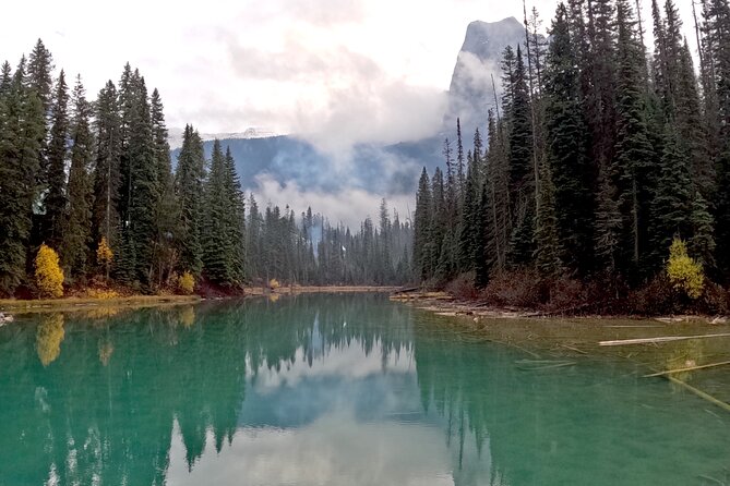 Private Guided Tour to Banff Lake Louise|Moraine|Icefields &More! - Johnston Canyon walk: waterfalls now, frozen waterfalls later