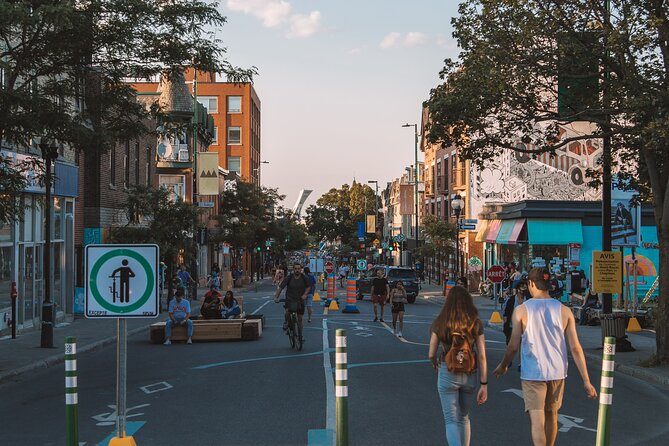 Private Half-Day Montreal Tour with a Local, Personalized - Meeting point and walking logistics that actually matter