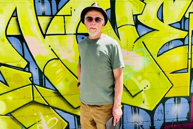 Private Jewish Walking Tours in Toronto - How this walk turns Toronto corners into a community story