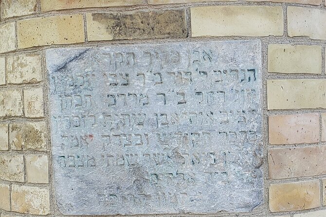 Private Jewish Walking Tours in Toronto - Spadina Avenue: cowboys, music nights, and the market’s role