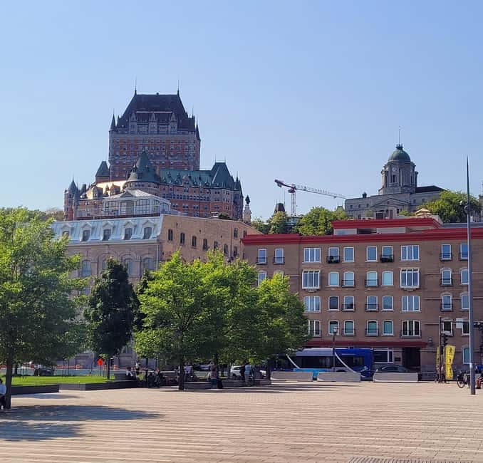 Private Québec City walking tour with Lenny. - Meeting Lenny in Old Quebec, starting exactly where you are