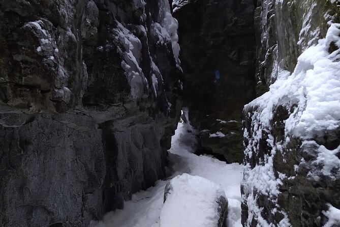 Private Singhampton Caves Snowshoe, Collingwood/Blue Mountain - Entering The Blue Mountains Area From a Townline Meeting Spot