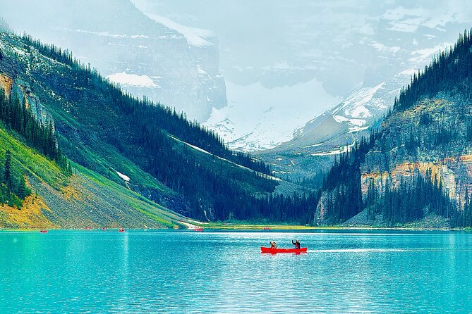 Private tour-Best of Banff: A Signature Journey in the Rocky(3HR) - Two Jack Lake: a turquoise break with mountain reflections (20 minutes)
