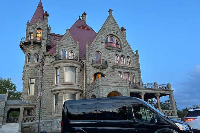 Private Tour of Beautiful Victoria in Luxury Van - Inner Harbour: Empress Hotel and Parliament Buildings shots