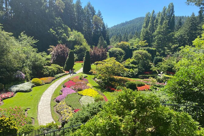 Private Tour of Gorgeous Victoria and to Butchart Gardens! (4 hr) - A Half-Day Plan That Feels Like You Have Victoria on Fast Forward
