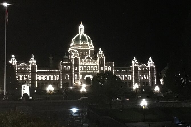 Private Tour of Gorgeous Victoria and to Butchart Gardens! (4 hr) - Inner Harbour and the Empress Area: The Pictures Part of the Day