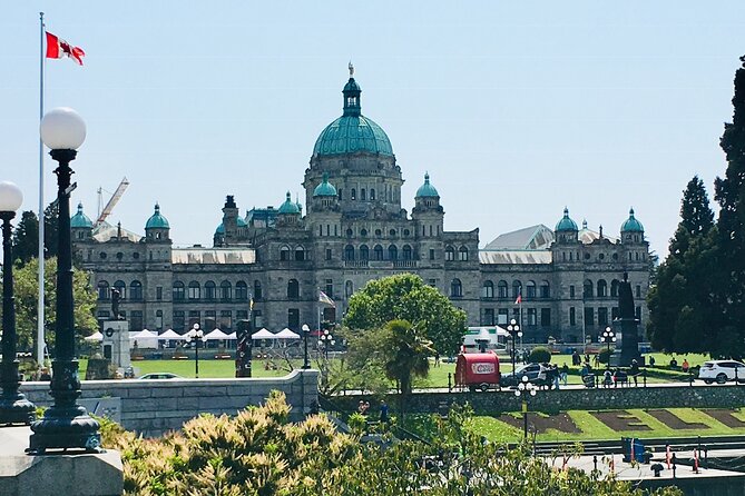 Private Tour of Gorgeous Victoria and to Butchart Gardens! (4 hr) - Guide Quality and Flexibility: Why People Give This Tour 5 Stars