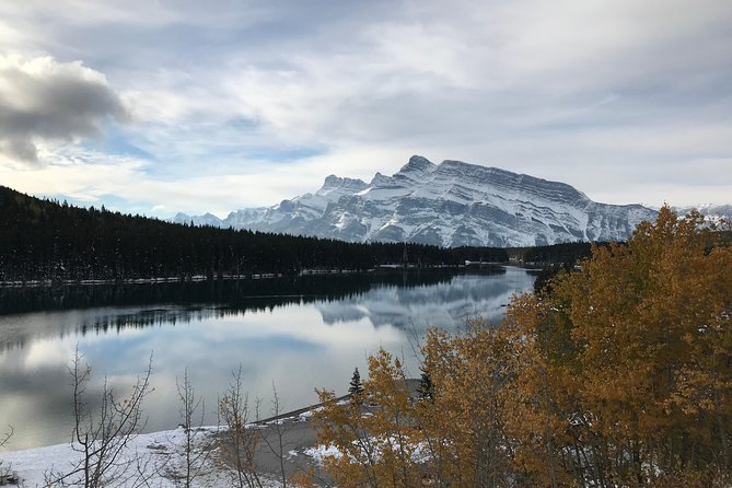 Private Tour of Lake Louise and the Icefield Parkway for up to 12 guests - Price and Value: What You’re Paying For