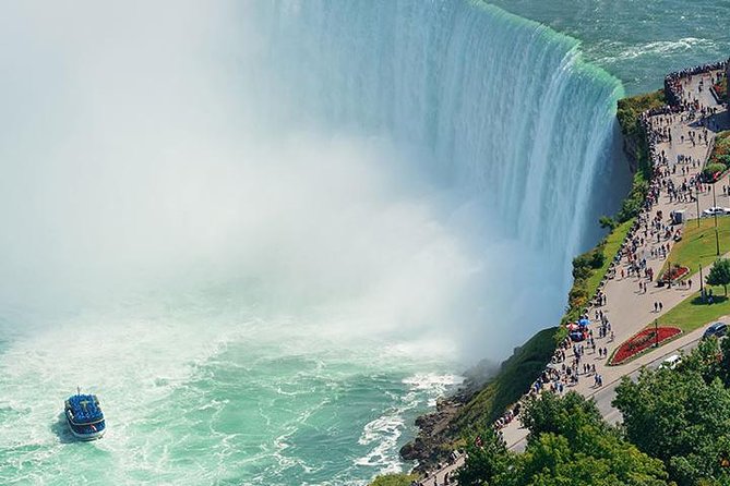 Private Tour of Niagara Falls with Niagara City Cruise - Journey Behind the Falls: where the water becomes a force you can feel