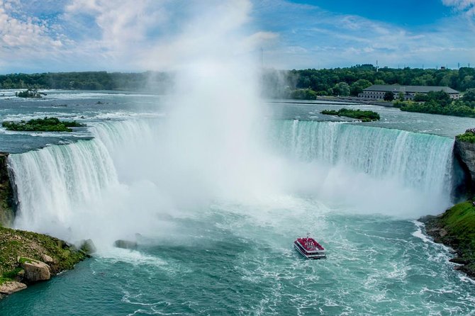 Private Tour of Niagara Falls with Niagara City Cruise - Whirlpool area photo time, plus the cable car reality check