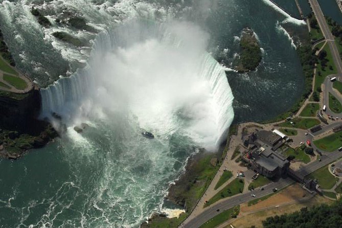 Private Tour: Romantic Niagara Falls Helicopter Flight - What you actually see on the flight over Niagara