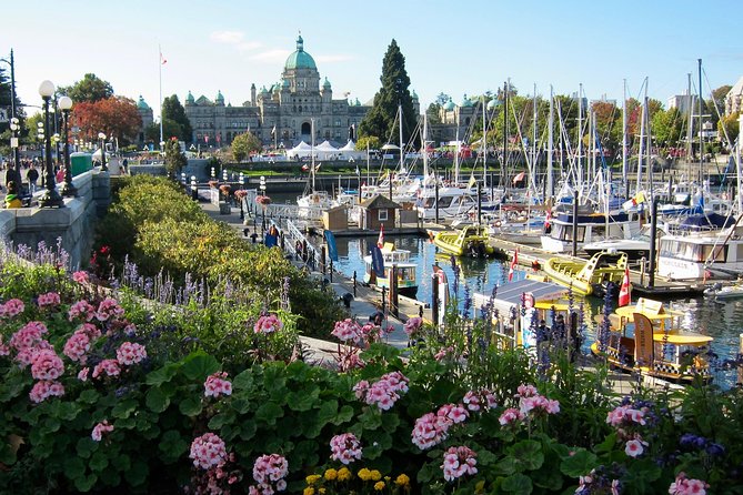 Private Tour: Victoria and Butchart Gardens Day Trip - The private SUV and guide experience: what you’re actually buying
