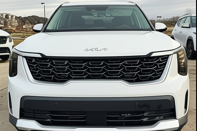 Private Transfer from Banff to Calgary or Calgary Airport - Inside the SUV: Clean Comfort, Luggage Space, and Safe Driving