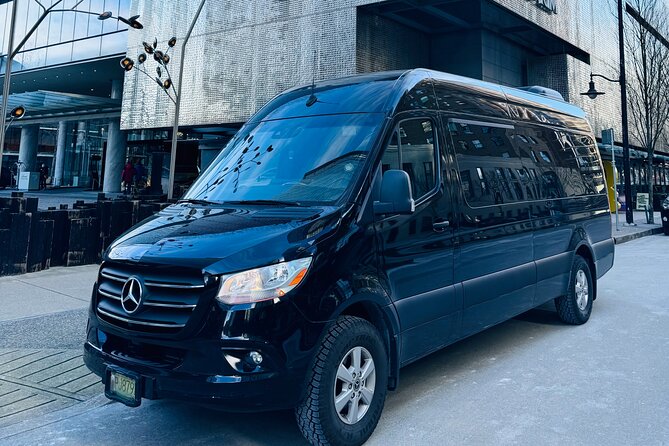 Private Transfer From Vancouver Airport to Vancouver Downtown - Meeting your chauffeur at YVR: name sign and the arrivals lobby