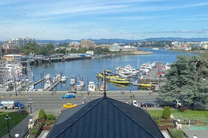 Private Vancouver to Victoria and Butchart Gardens with luggage - Victoria’s Legislative Assembly area, plus the Fairmont and Government Street loop