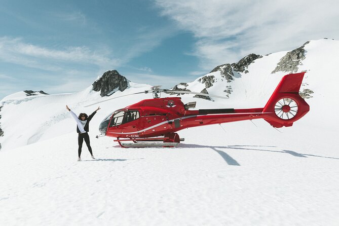 Private Whistler Helicopter Tour + Mountain Landing - Peak 2 Peak Gondola Overflight: A Whistler Landmark From Above