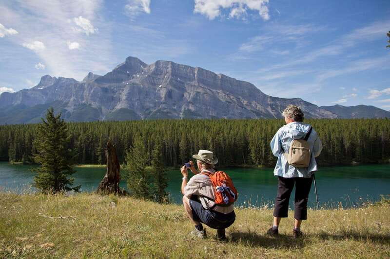PRIVATE Wilderness and Wildlife Walking Tour - 3hrs - Safety on a bear-aware wilderness walk