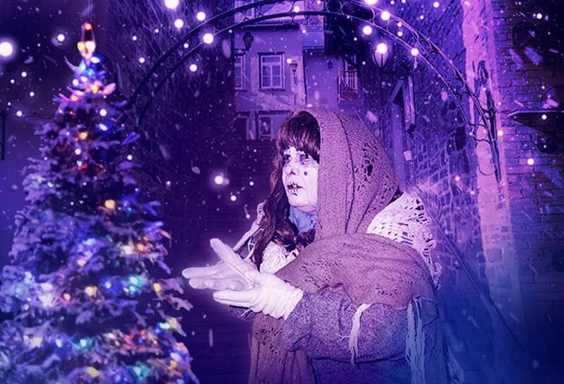 Quebec: Christmas Interactive Walking Tour of New France - Lower Town Cobblestones and Holiday Decor (Why the Setting Works)