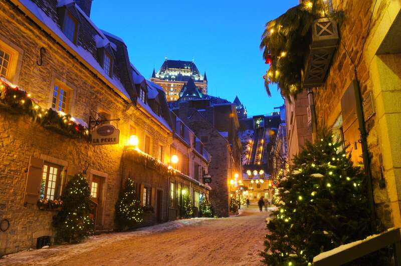 Quebec City: Christmas Magic Walking Tour in Old Quebec - Old Quebec, UNESCO Streets, and French Heritage That You Can See