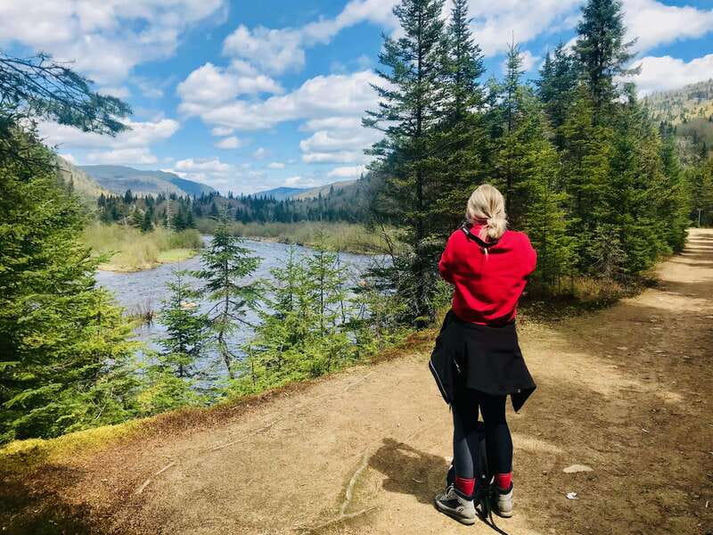 Quebec City: Guided Hike in Jacques-Cartier National Park - Leaving Quebec City for the Jacques-Cartier trail route