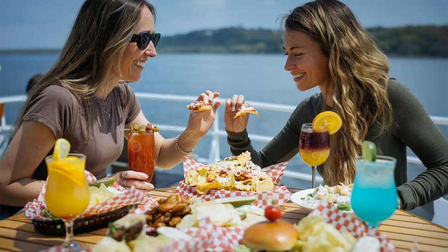 Québec City: Guided Sightseeing River Cruise - Onboard Comfort: Outdoor Decks, Bistro, and a Real Bar Plan