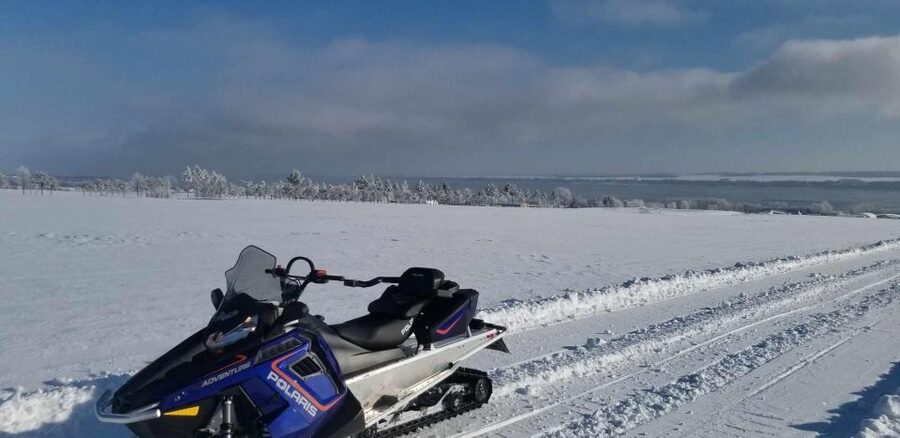 Quebec City: Guided Snowmobile Tour - The 90-Minute Experience: Woods Cruising, Straights, and Winter Photo Moments