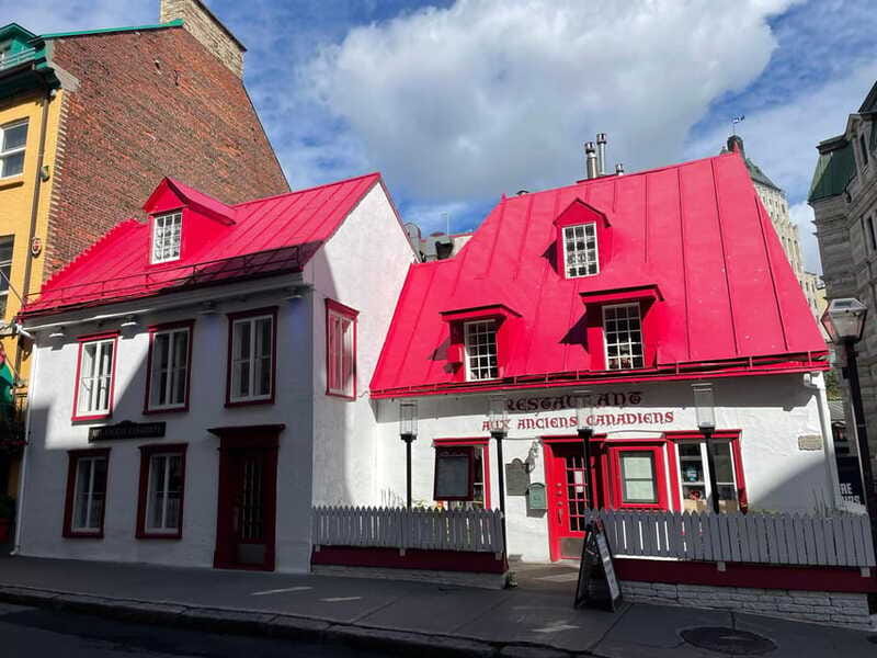 Quebec City: Historic District Walking Tour (2h) - Cathedral of the Holy Trinity: the included access highlight