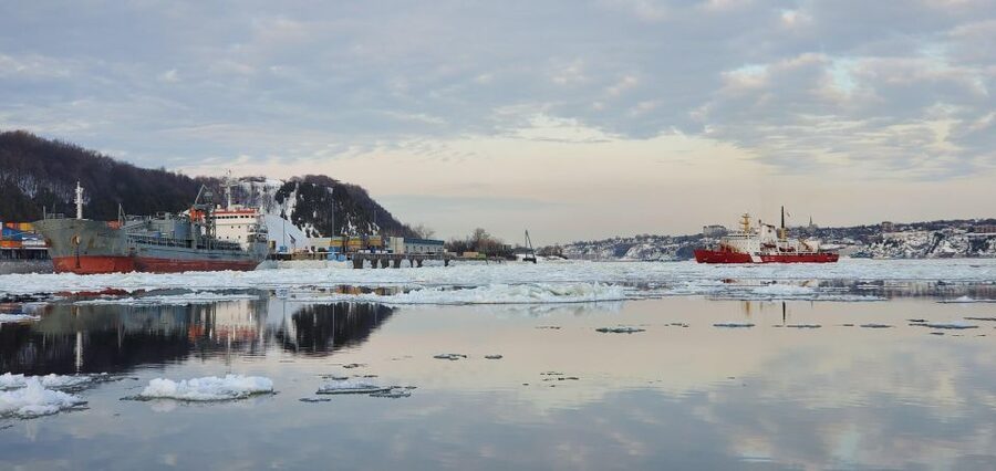 Quebec City: Ice Canoeing with Hot Chocolate & Sauna - Ice Canoeing on the Saint-Lawrence: Why This Winter Activity Works