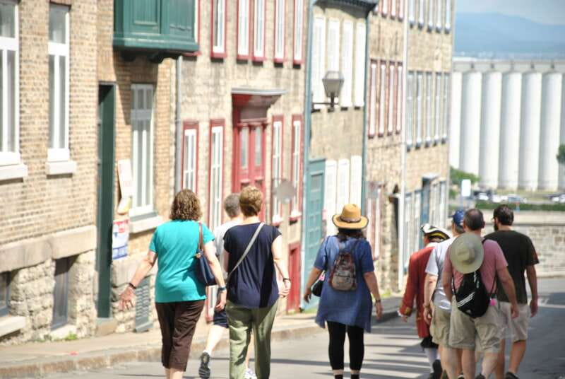Quebec City: Old Quebec Historical Walking Tour - The period costume is more than theater