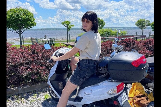 Quebec City - Scooter Rental on Ile d'Orléans - Setting up in Saint-Laurent-de-l’Île-d’Orléans, not in downtown chaos