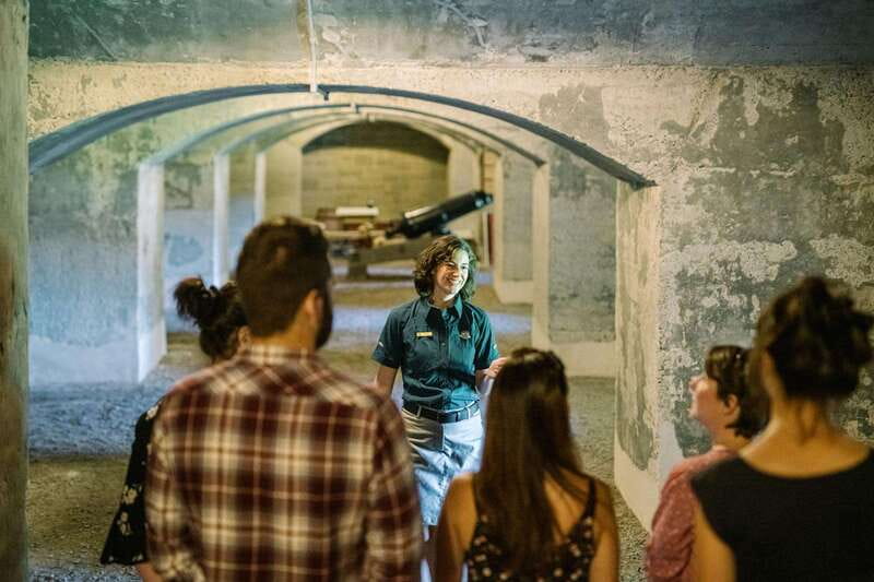 Québec: Fortifications-of-Québec Guided Walking Tour - A 3-kilometer, 2-hour route along the walls and the river