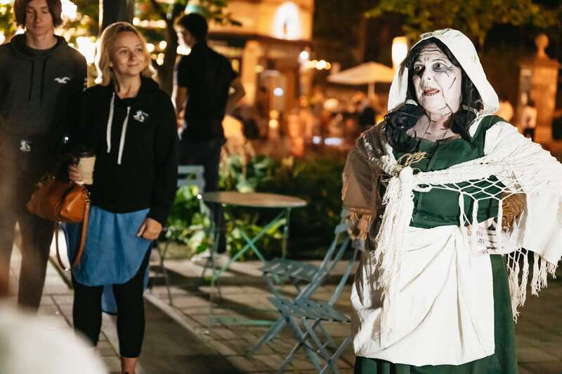 Quebec Interactive Street Theatre: "Crimes in New France" - Should You Book Crimes in New France?
