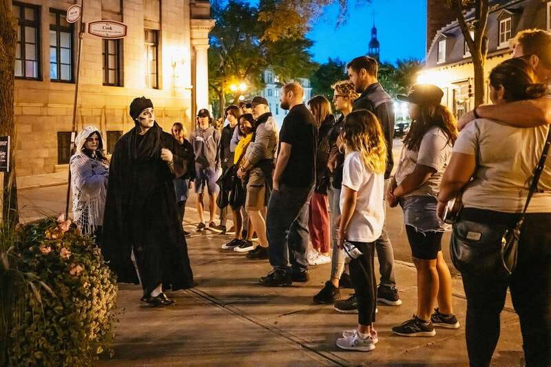 Quebec Interactive Street Theatre: "Crimes in New France" - What New France Sounds Like When It Gets Told at Night