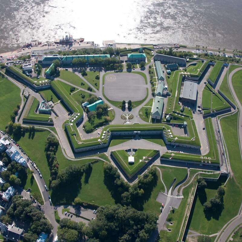 Quebec: La Citadelle de Québec Ticket and Guided Tour - Meeting Point at the Royal 22e Régiment: Getting There Without Stress