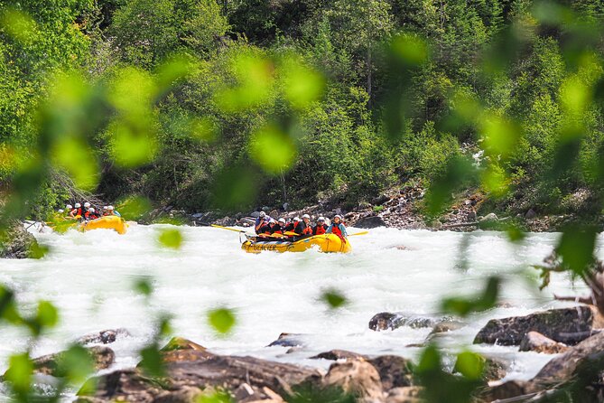 Rafting Adventure on the Kicking Horse River - The river day itself: what happens once you hit Stop 1