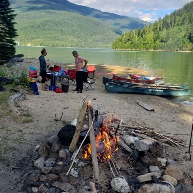 Revelstoke: Guided Canoe Tour with Snacks - Key things to know before you go