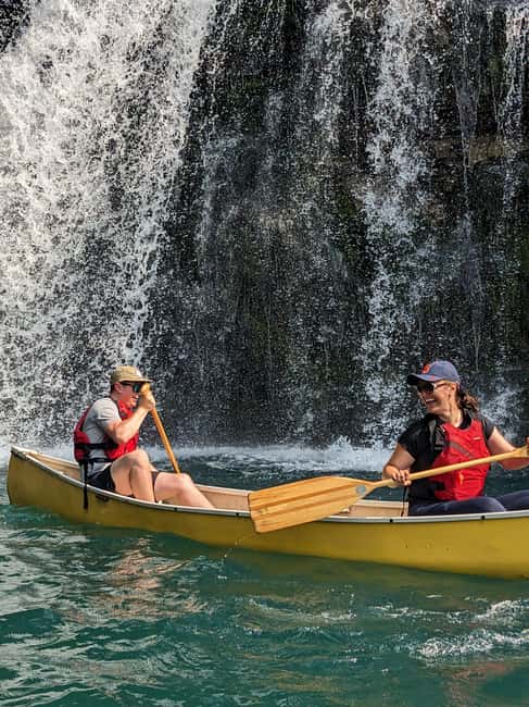 Revelstoke: Guided Canoe Tour with Snacks - Who should book this canoe tour?