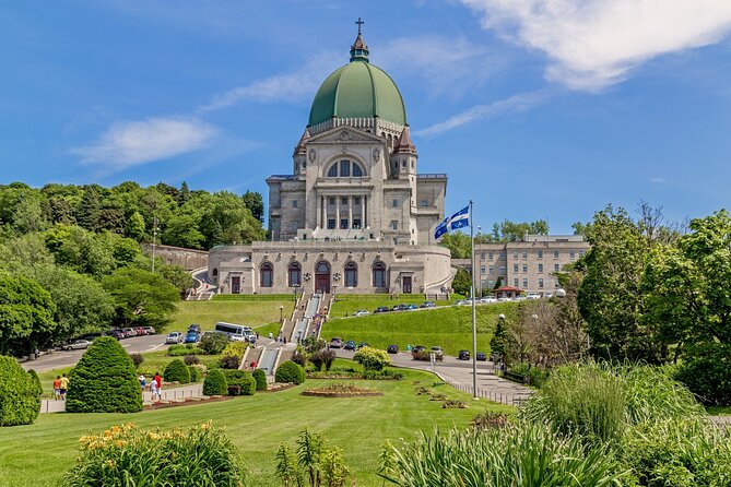 Saint Joseph's Oratory of Mount Royal Montreal Private Tour - Finding the Meeting Point at Clinique Dentaire Queen Mary (Do Not Enter)