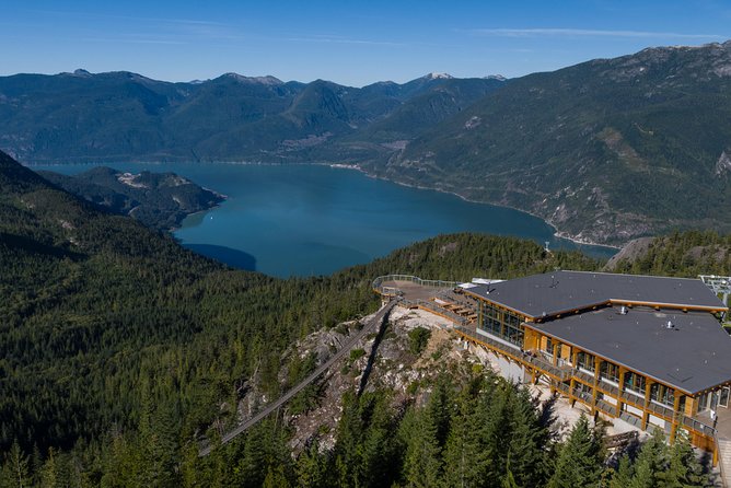 Sea to Sky Gondola Ticket - Where to eat: basecamp snacks and Summit Lodge meals