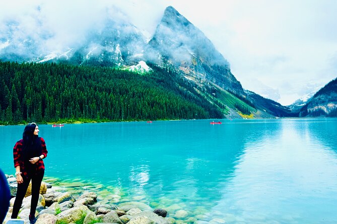 Shuttle Bus 2way BANFF to Lake louise & Moraine lake(1 hour each) - What to Bring So Your One Hour at Each Lake Works