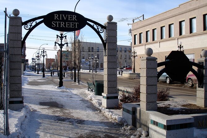 Sights of Moose Jaw Smartphone Audio Walking Tour - Swimming pool and geothermal: natatorium and Temple Gardens