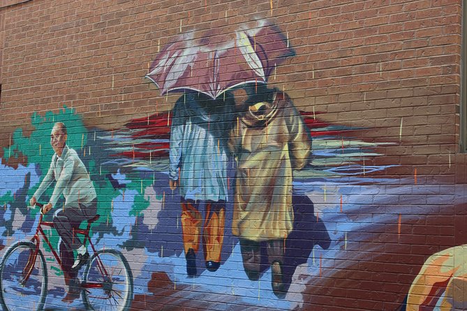 Small-Group Toronto Kensington Market and Chinatown Walking Tour - Price and logistics: does $29.18 feel fair?