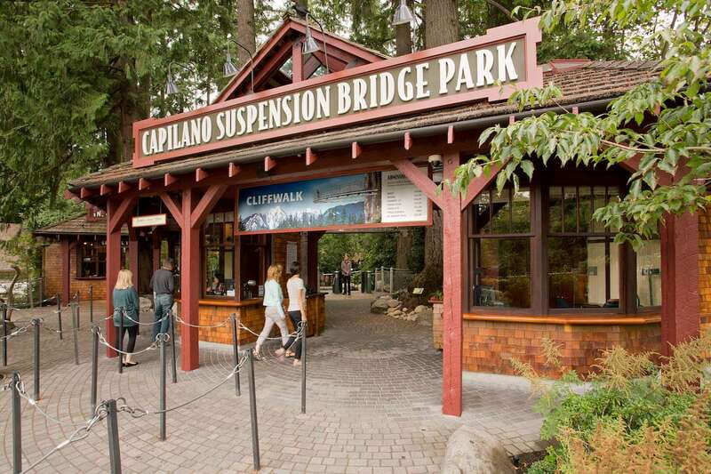 Small group tour of Capilano Bridge & Grouse Mountain - Grouse Mountain First: Shows, Wildlife, and Mountaintop Views