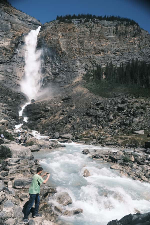Small Grp: Emerald Lake (Optional Canoe) & Takakkaw Falls - Your guide matters: interpretive facts and phone or camera photo help